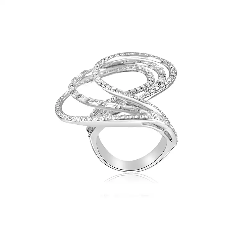 18K White Gold Diamond Ring